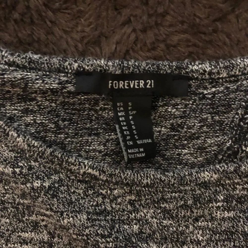 Forever 21 Split Back Marled Sweater Small - Picture 3 of 4